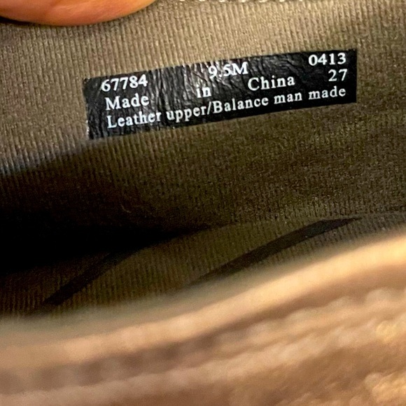 Clarks In Motion Walking Shoes Women’s 9.5 Bronze Leather Comfy Loafers Slip On - Picture 9 of 9